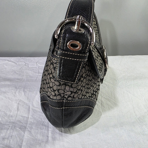 Vintage Coach F10926 Signature Soho Black Leather Buckle Y2K Flap Shoulder Bag. - Picture 10 of 14
